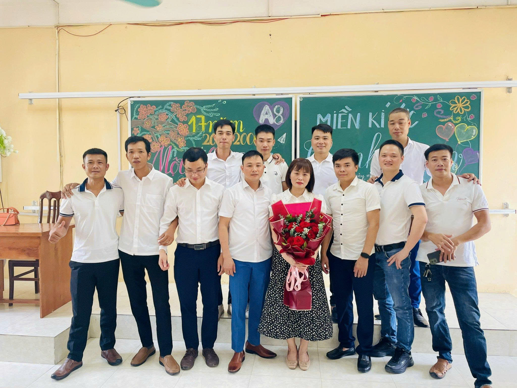 Ảnh kỷ niệm 10