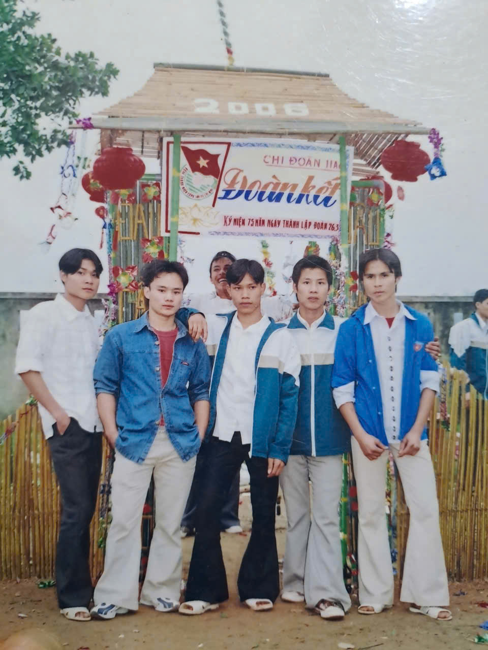 Ảnh kỷ niệm 22